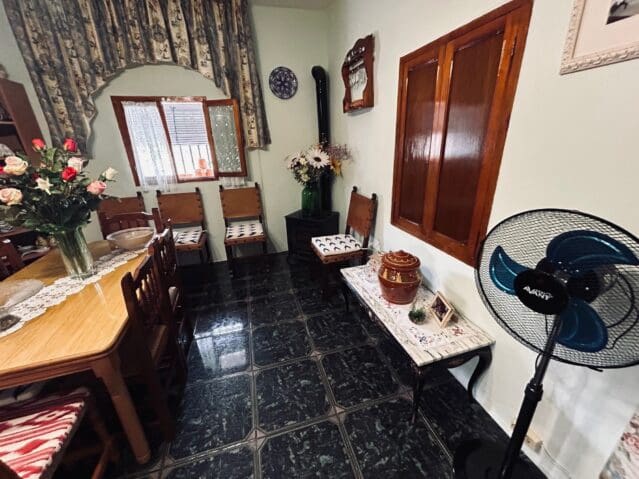 9 bedroom Finca/Country House for sale in L'Alguena / Alguenya - € 229,995 (Ref: 9475787)