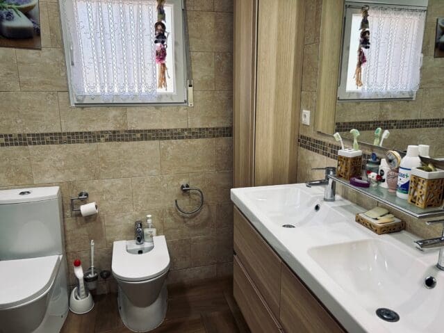 5 sypialnia Willa na sprzedaż w Elche / Elx - 549 000 € (Ref: 9475799)