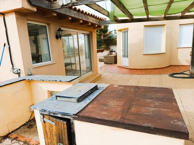 5 soverom Villa til salgs i Elda med svømmebasseng - € 450 000 (Ref: 9484993)