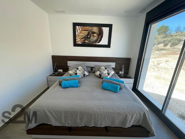 3 sovrum Villa till salu i Pinoso med pool - 318 525 € (Ref: 9638919)