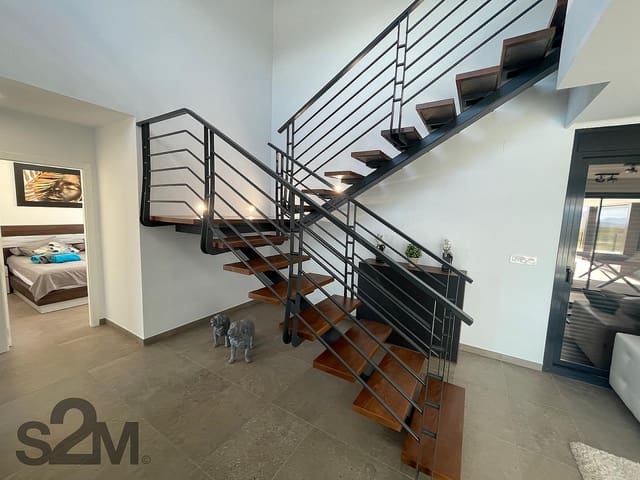 3 sovrum Villa till salu i Pinoso med pool - 318 525 € (Ref: 9638919)