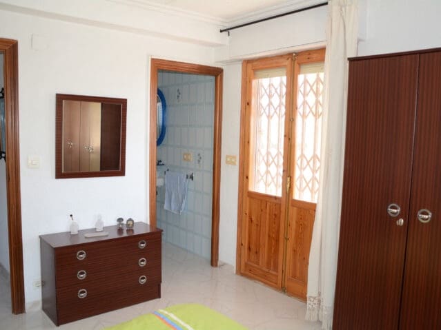 5 bedroom Villa for sale in Crevillente / Crevillent with pool - € 325,000 (Ref: 9638922)