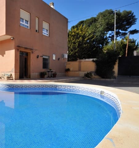 Casa de 4 habitaciones en Monóvar / Monóver en venta con piscina - 319.995 € (Ref: 9679335)