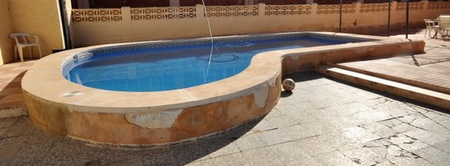 Casa de 4 habitaciones en Monóvar / Monóver en venta con piscina - 319.995 € (Ref: 9679335)