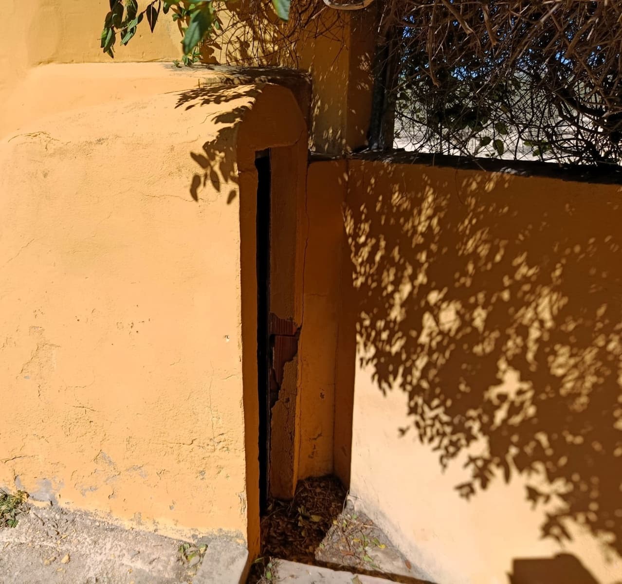 3 bedroom Finca/Country House for sale in Castalla with pool garage - € 175,000 (Ref: 9688718)