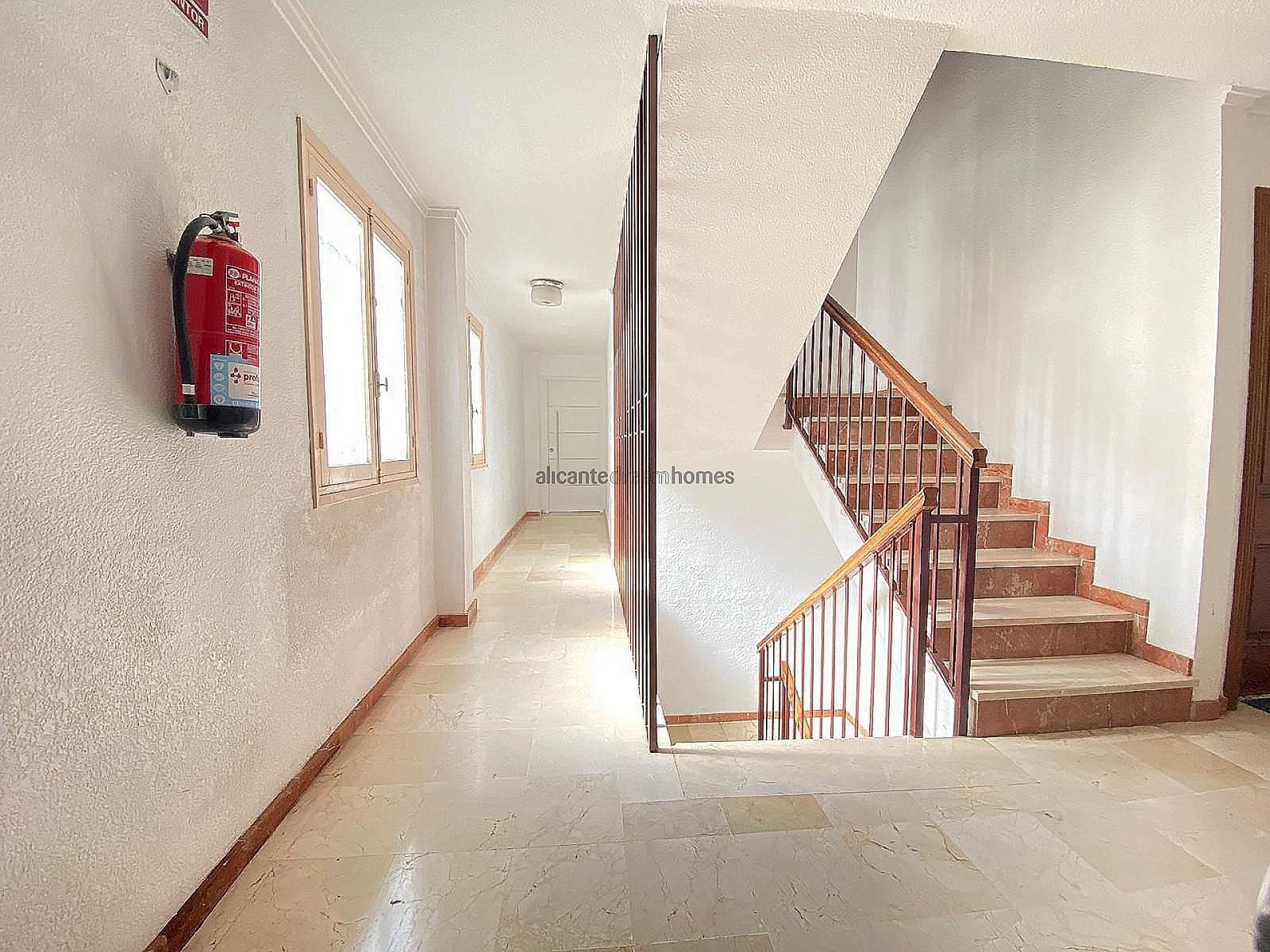 3 bedroom Apartment for sale in Pinoso - € 120,000 (Ref: 9737353)