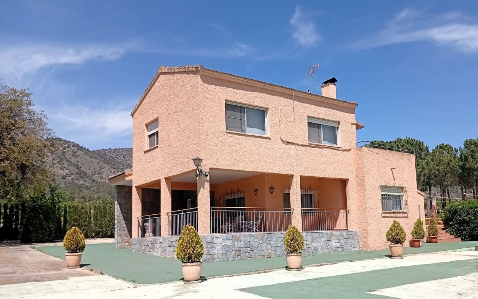 4 sypialnia Finka/Dom wiejski na sprzedaż w Salinas z basenem garażem - 470 000 € (Ref: 9789934)