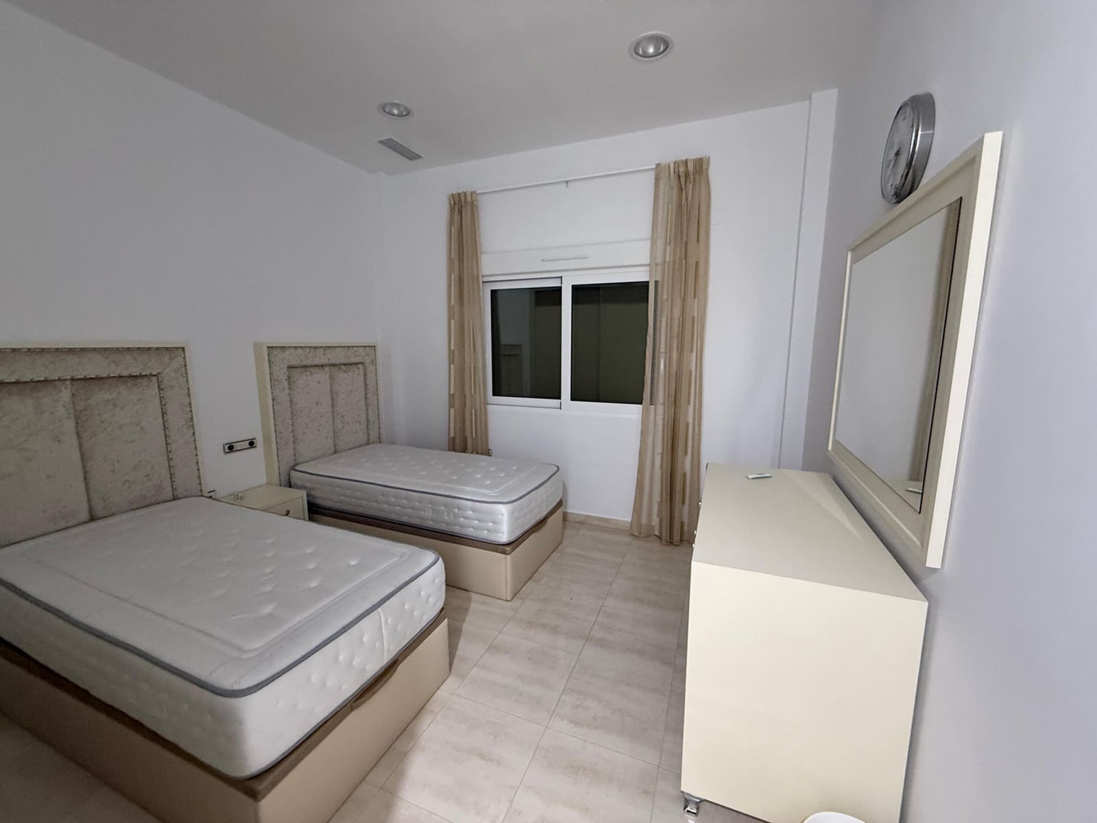 4 sypialnia Willa na sprzedaż w Pinoso z basenem - 595 000 € (Ref: 9798467)