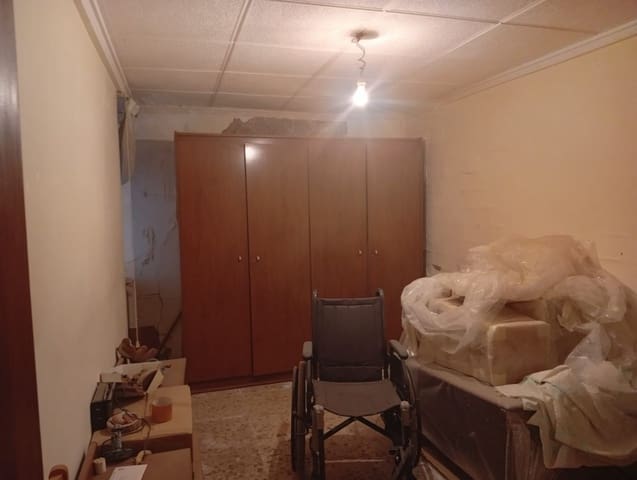 5 soveværelse Byhus til salg i Salinas - € 46.000 (Ref: 9883627)