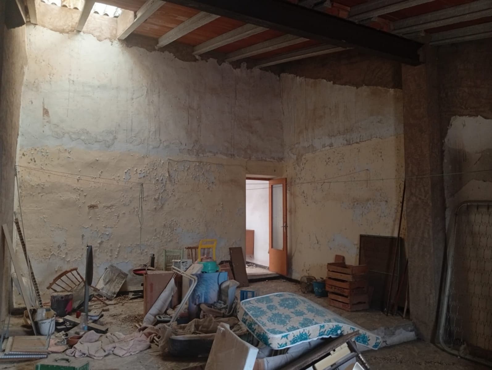 5 soveværelse Byhus til salg i Salinas - € 46.000 (Ref: 9883627)