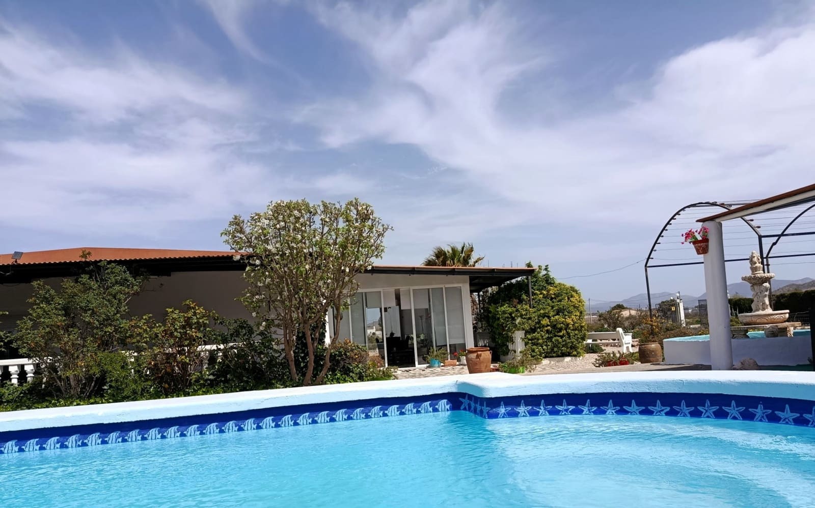 4 Zimmer Finca/Landgut zu verkaufen in Villena mit Pool - 249.995 € (Ref: 9883628)