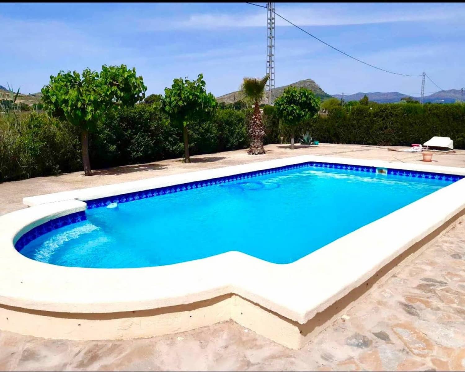 4 Zimmer Finca/Landgut zu verkaufen in Villena mit Pool - 249.995 € (Ref: 9883628)