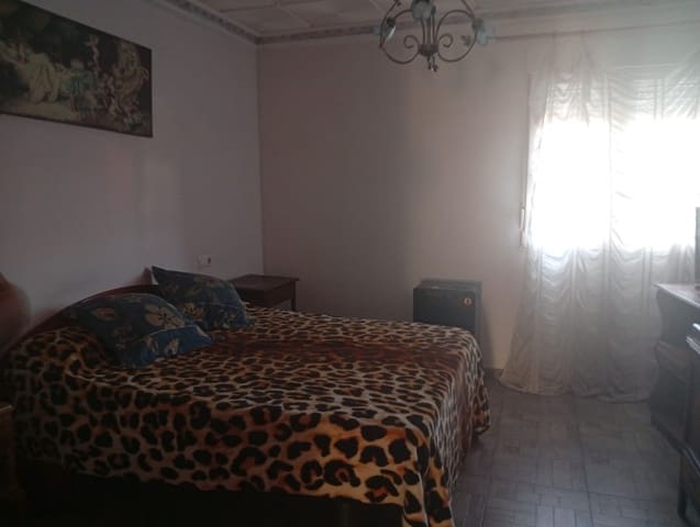 7 slaapkamer Huis te koop in Pinoso - € 129.000 (Ref: 9893543)