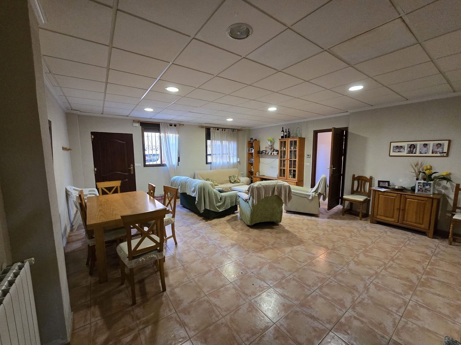 6 bedroom Townhouse for sale in Salinas - € 159,999 (Ref: 9893548)