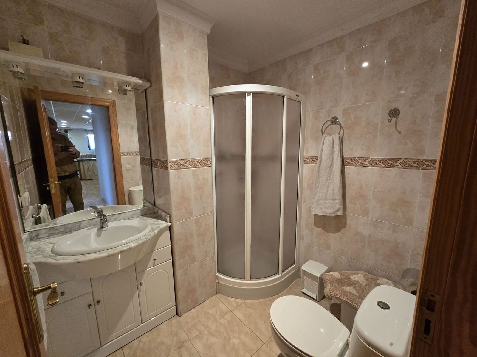 6 bedroom Townhouse for sale in Salinas - € 159,999 (Ref: 9893548)