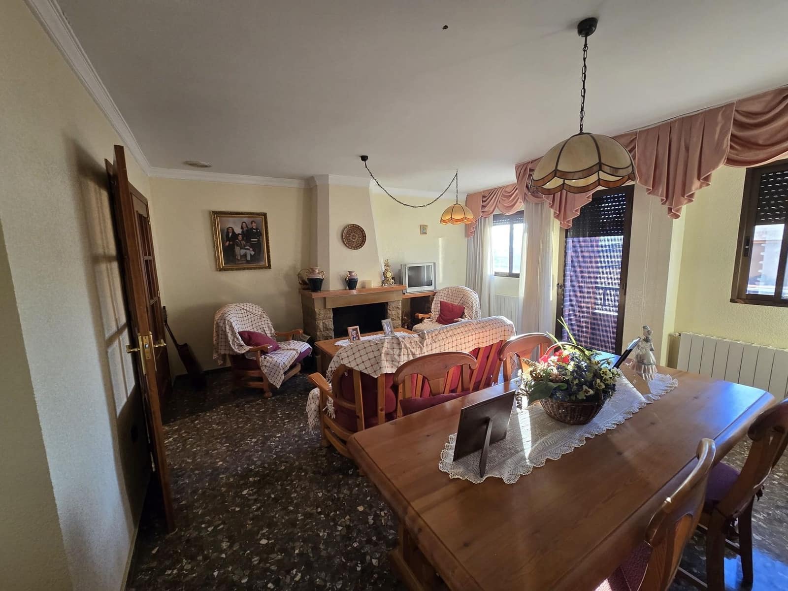 6 bedroom Townhouse for sale in Salinas - € 159,999 (Ref: 9893548)