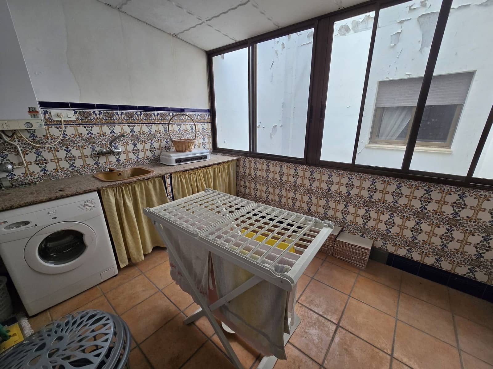 6 bedroom Townhouse for sale in Salinas - € 159,999 (Ref: 9893548)