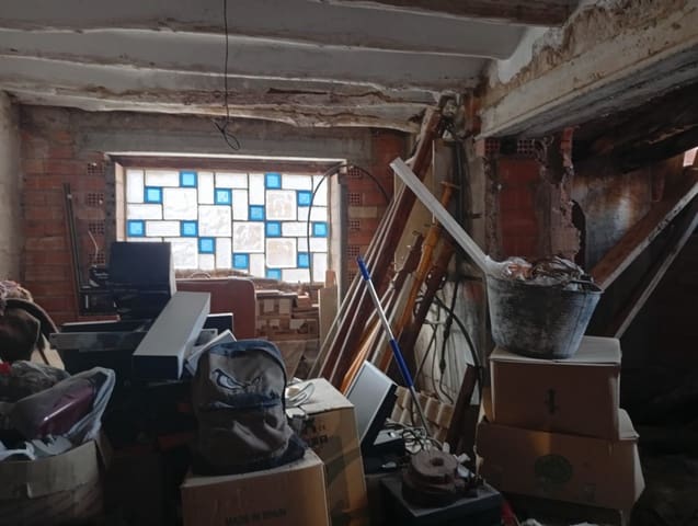 Casa de 1 habitación en Salinas en venta - 72.000 € (Ref: 9893549)