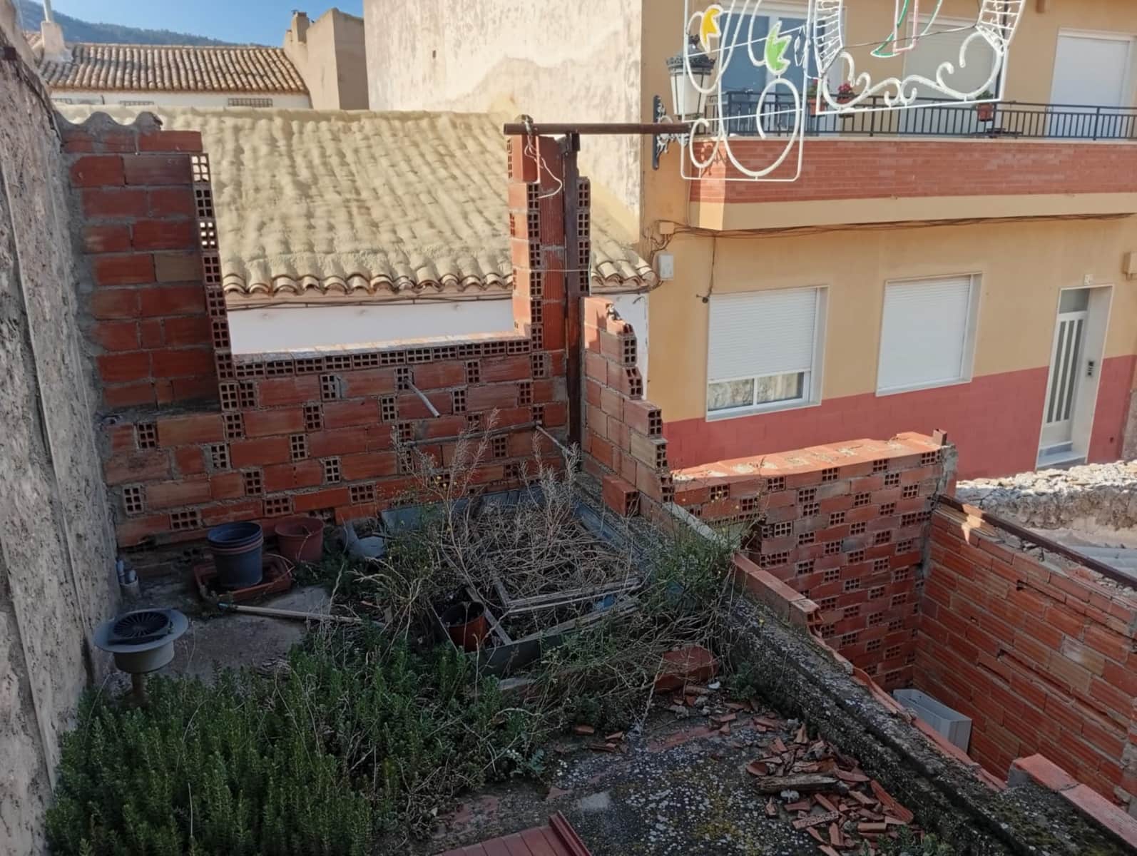 Casa de 1 habitación en Salinas en venta - 72.000 € (Ref: 9893549)