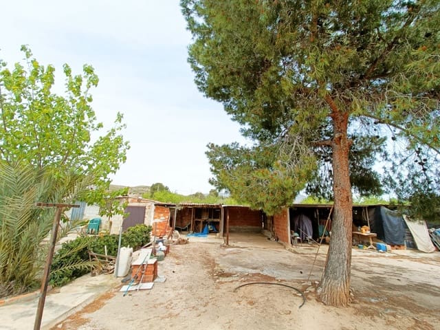 Chalet de 4 habitaciones en Hondón de los Frailes en venta - 180.000 € (Ref: 9904902)