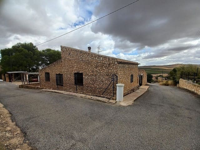Finca/Casa Rural de 3 habitaciones en Yecla en venta con piscina - 199.995 € (Ref: 9904903)