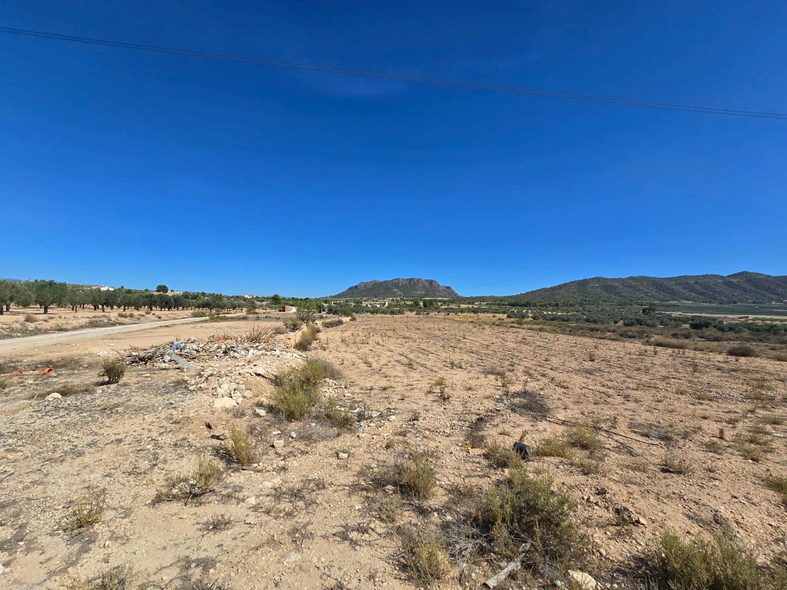 Terre non Aménagée à vendre à Salinas - 33 500 € (Ref: 9904915)