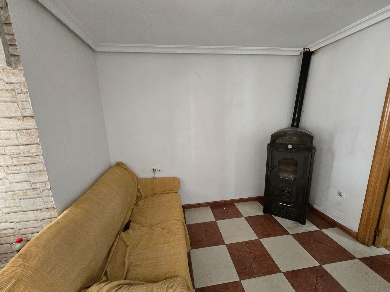 5 soveværelse Byhus til salg i Sax med swimmingpool - € 189.950 (Ref: 9904919)