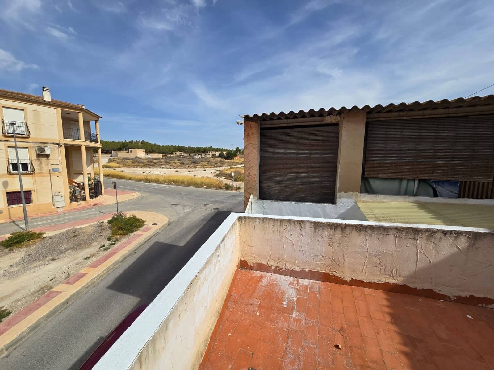 5 soveværelse Byhus til salg i Sax med swimmingpool - € 189.950 (Ref: 9904919)