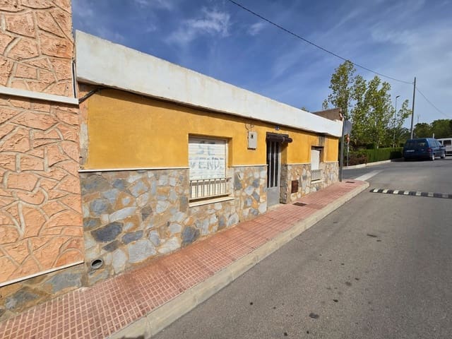 5 soveværelse Byhus til salg i Sax med swimmingpool - € 189.950 (Ref: 9904919)
