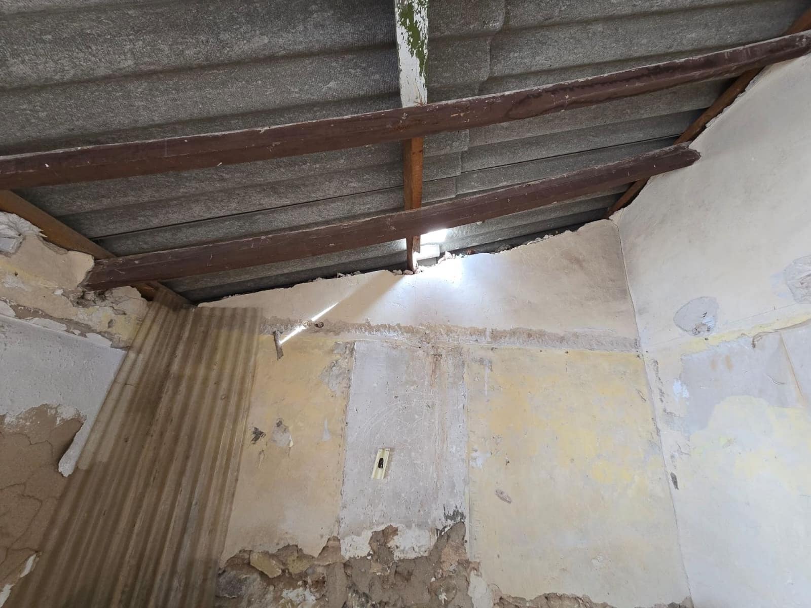 5 soveværelse Byhus til salg i Sax med swimmingpool - € 189.950 (Ref: 9904919)