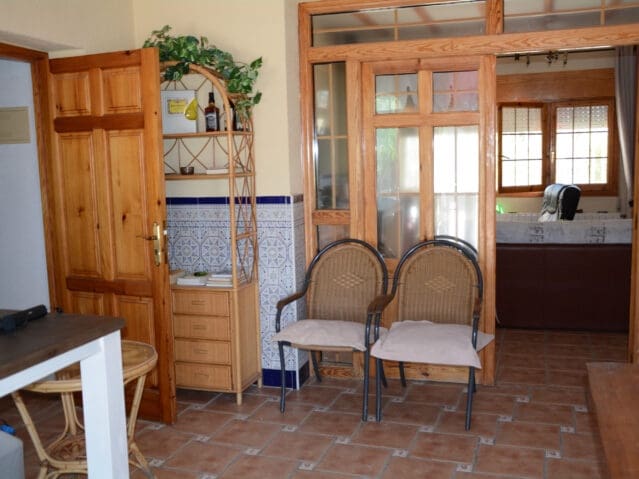 6 soveværelse Villa til salg i Daya Vieja med swimmingpool - € 750.000 (Ref: 9904920)