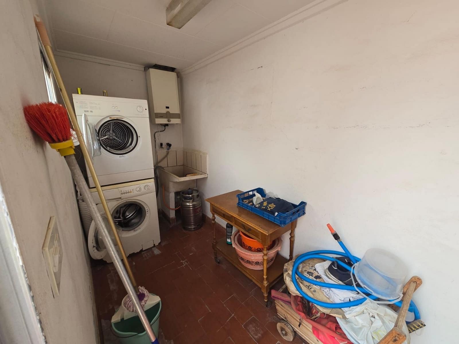 4 slaapkamer Huis te koop in Salinas met zwembad - € 169.950 (Ref: 9904922)