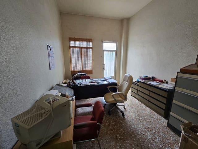 4 slaapkamer Huis te koop in Salinas met zwembad - € 169.950 (Ref: 9904922)