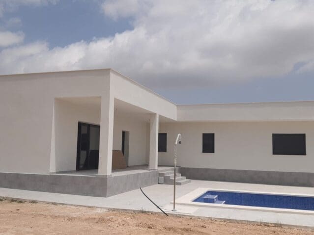 3 chambre Villa/Maison à vendre à Pinoso avec piscine - 325 000 € (Ref: 9904931)