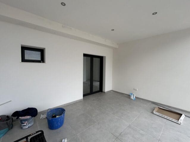 3 sypialnia Willa na sprzedaż w El Canton z basenem - 360 000 € (Ref: 9904933)