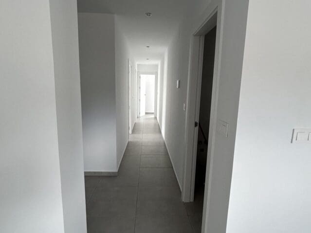 3 sypialnia Willa na sprzedaż w El Canton z basenem - 360 000 € (Ref: 9904933)