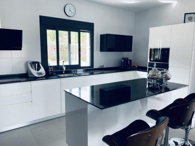 3 camera da letto Villa in vendita in Hondon de las Nieves con piscina - 420.000 € (Rif: 9904935)