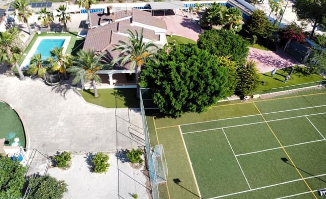 4 soverom Finca/Herregård til salgs i Crevillente / Crevillent med svømmebasseng - € 425 000 (Ref: 9906617)