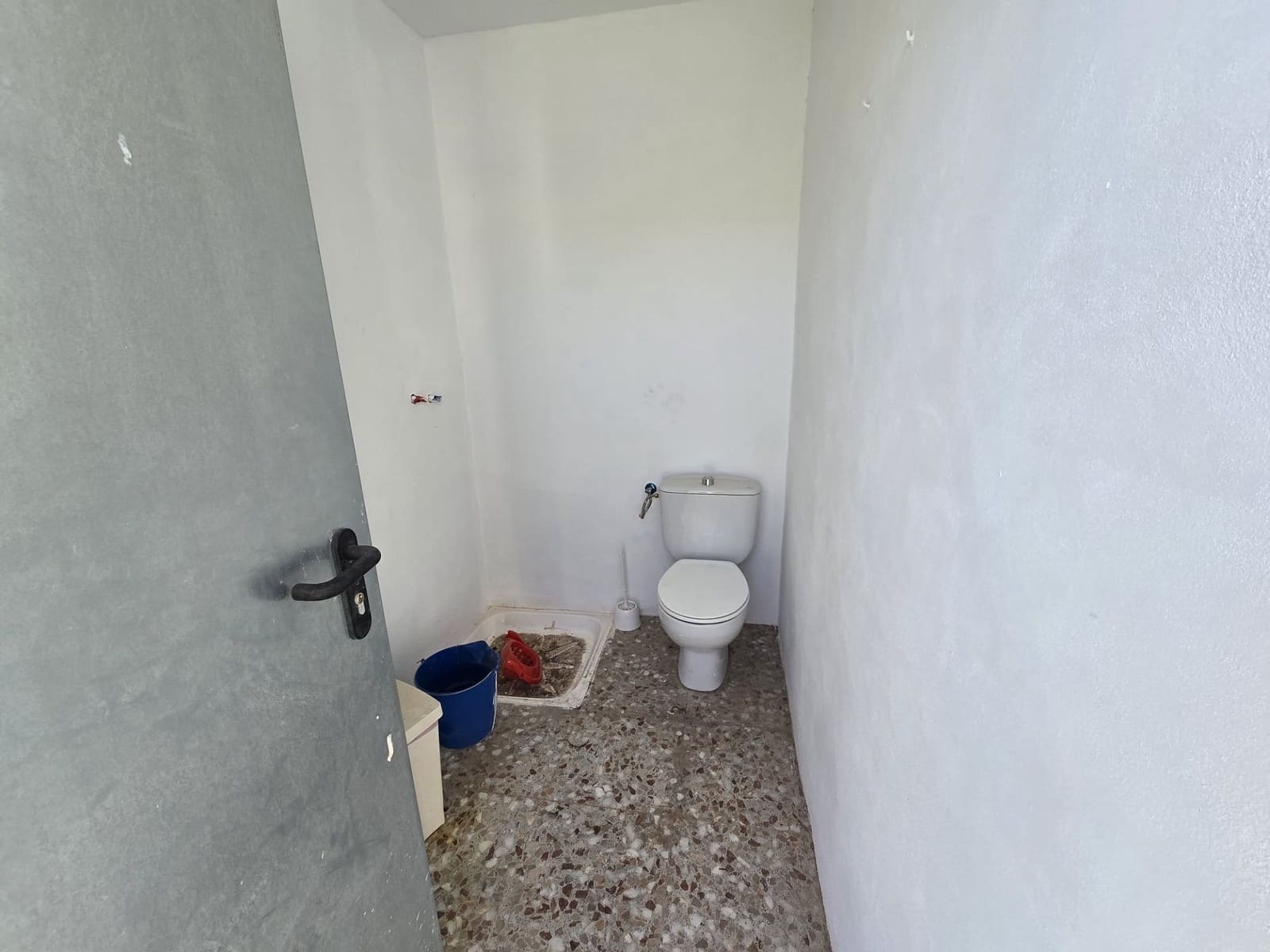 Commerciale in vendita in Sax con piscina - 180.000 € (Rif: 9915078)
