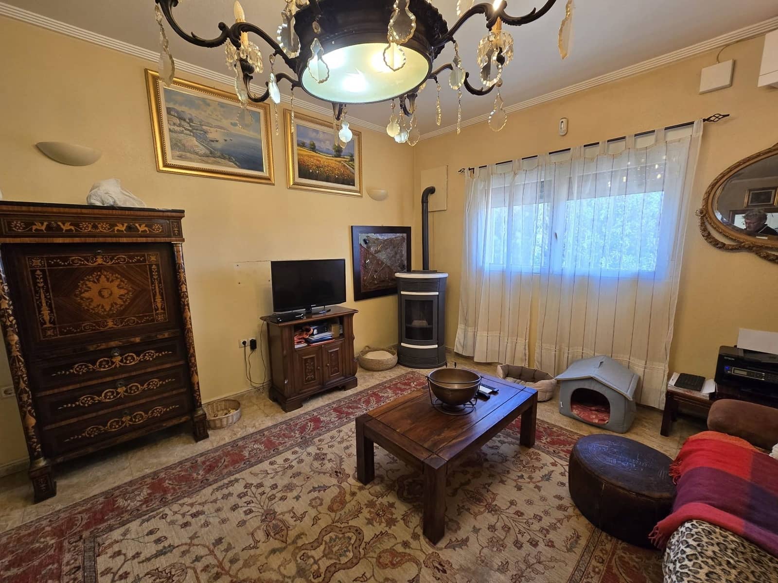 4 bedroom Villa for sale in Sax with pool - € 499,999 (Ref: 9915079)