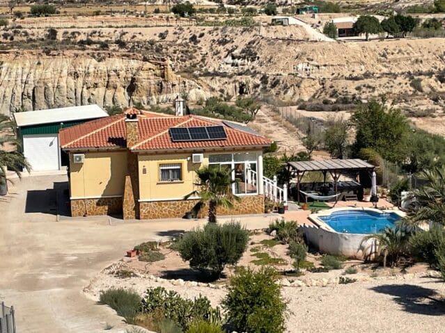 3 quarto Moradia para venda em Abanilla com piscina - 325 000 € (Ref: 9932576)