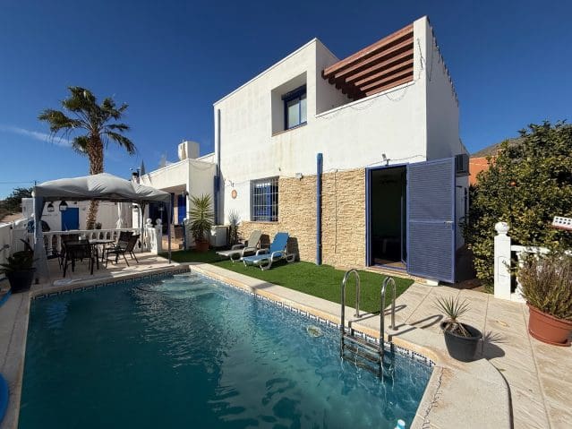 4 bedroom Villa for sale in Fortuna with pool - € 258,500 (Ref: 9941608)