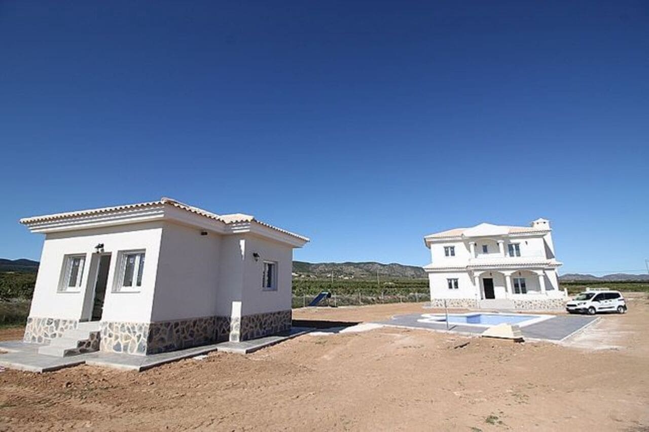 3 soveværelse Villa til salg i Pinoso - € 375.000 (Ref: 9950803)