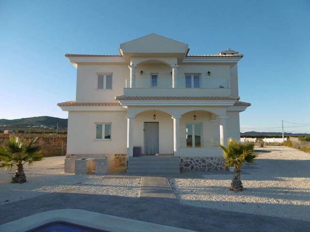3 soveværelse Villa til salg i Pinoso - € 375.000 (Ref: 9950803)