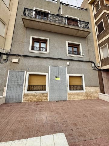 5 soveværelse Byhus til salg i Pinoso - € 210.000 (Ref: 9954616)