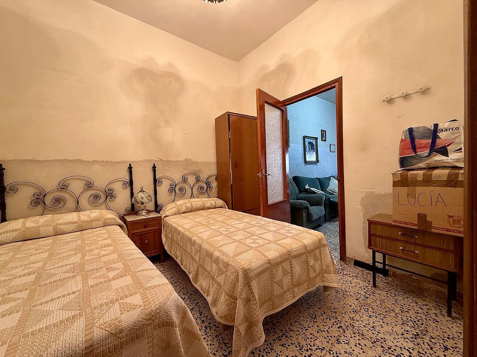 5 bedroom Townhouse for sale in Pinoso - € 210,000 (Ref: 9954616)