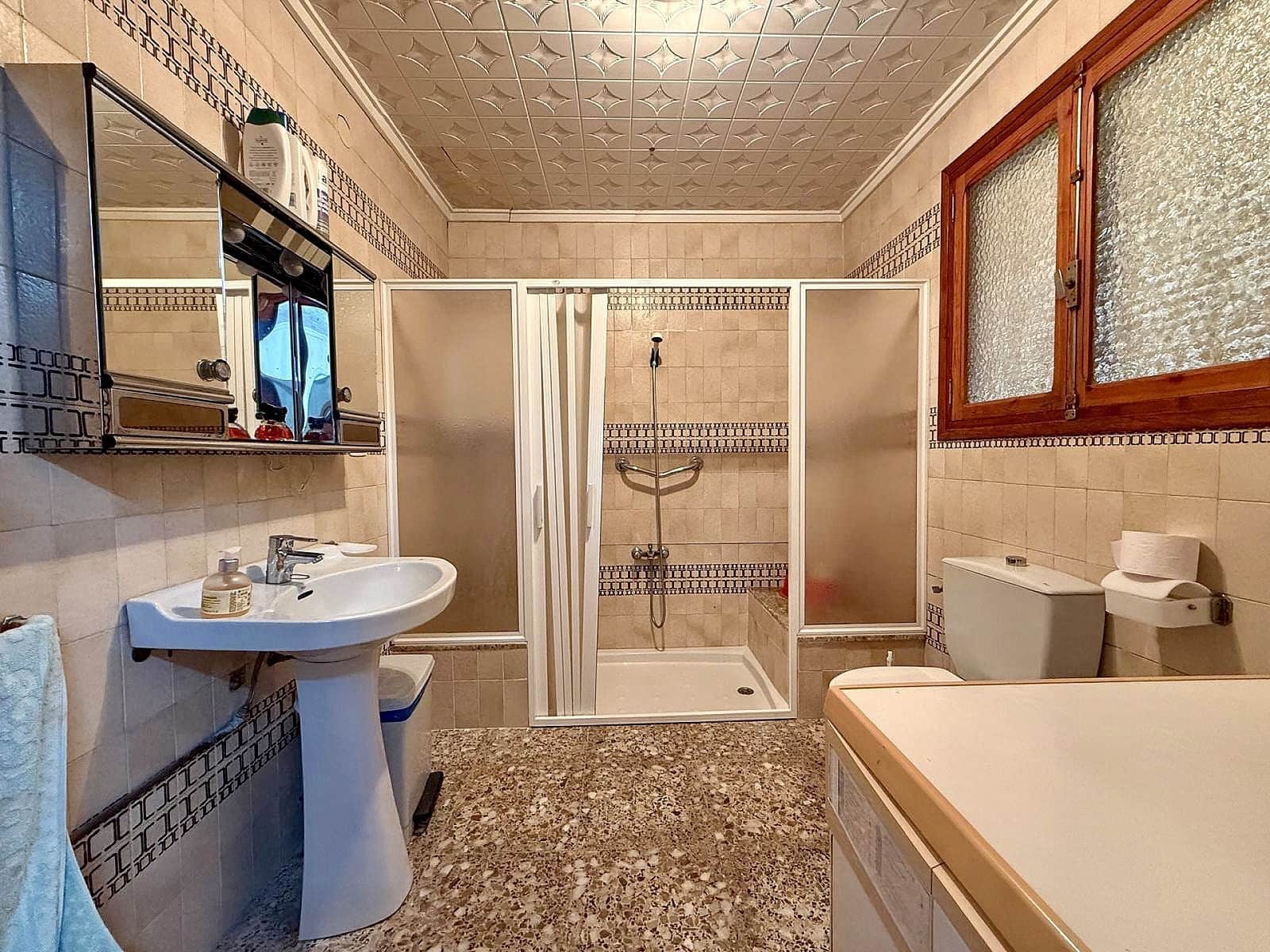 5 bedroom Townhouse for sale in Pinoso - € 210,000 (Ref: 9954616)