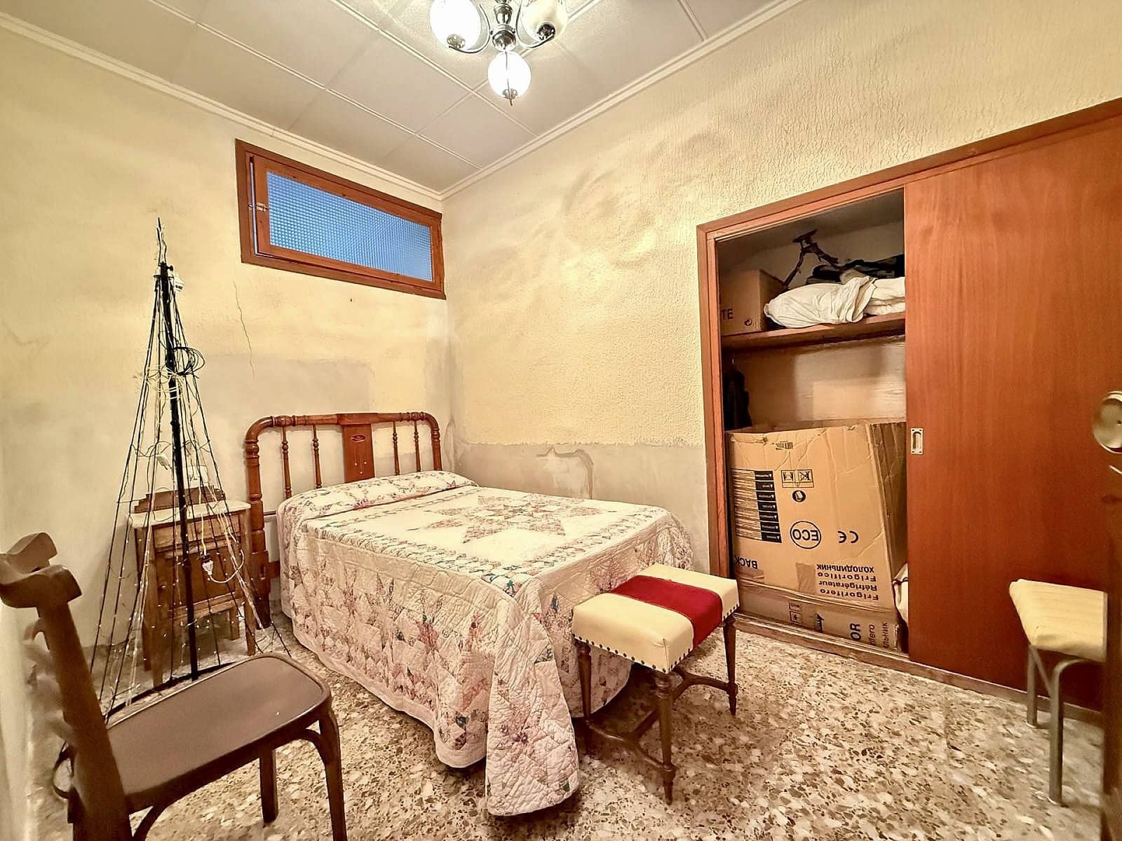5 bedroom Townhouse for sale in Pinoso - € 210,000 (Ref: 9954616)