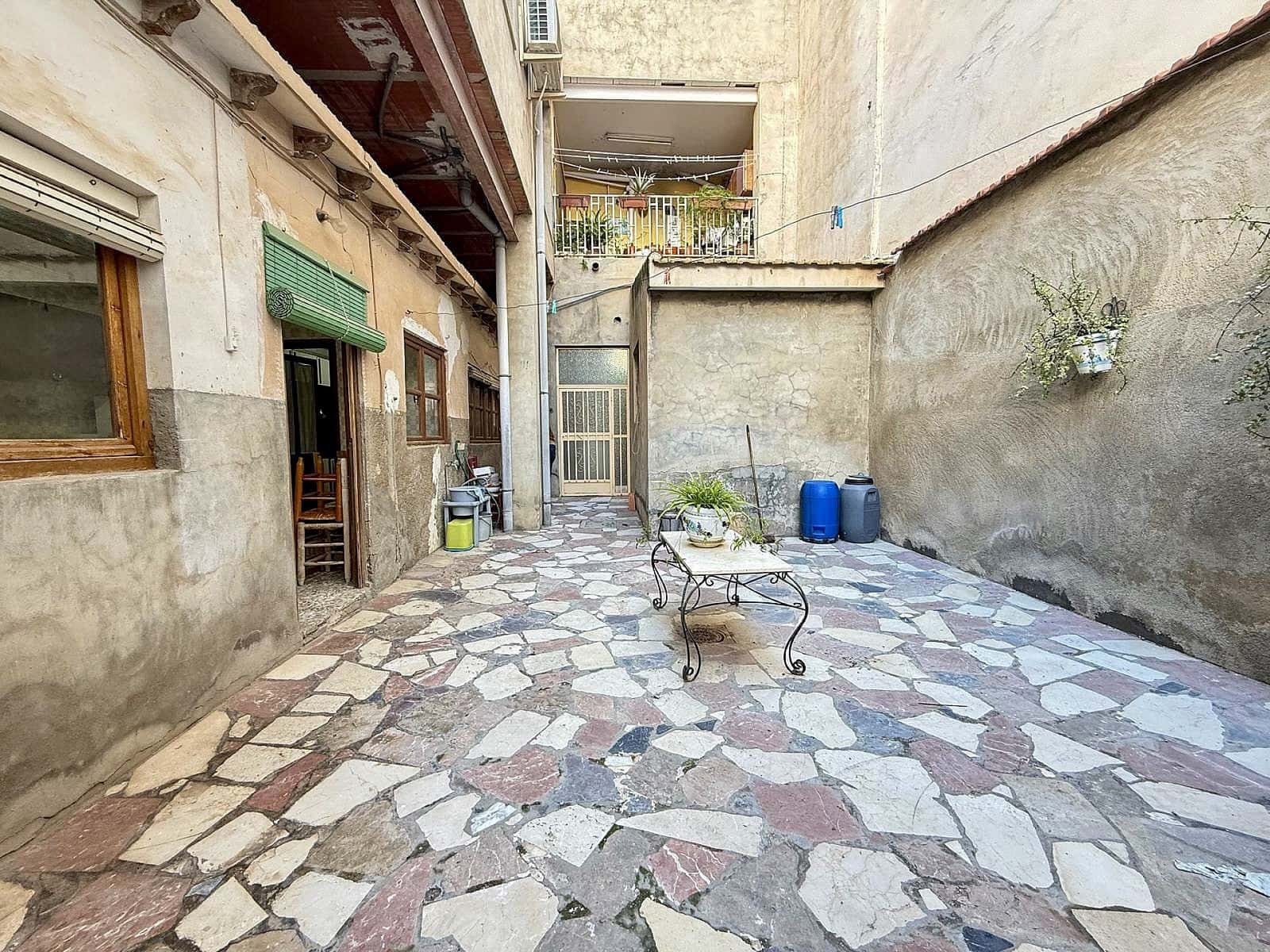 5 bedroom Townhouse for sale in Pinoso - € 210,000 (Ref: 9954616)
