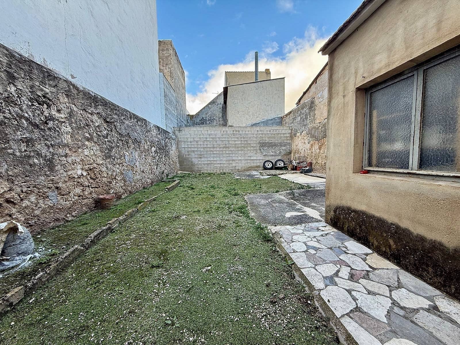 5 bedroom Townhouse for sale in Pinoso - € 210,000 (Ref: 9954616)